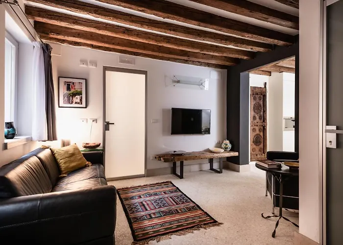 Venice Boutique House