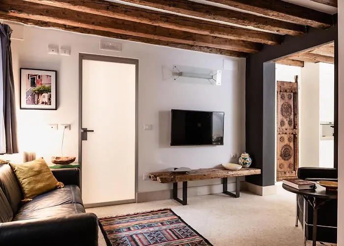 Venice Boutique House